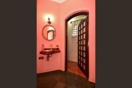 Casa à venda com 478m², 4 quartos e 10 vagasLavabo