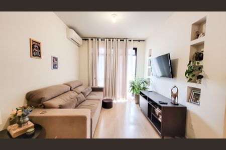 Sala de apartamento à venda com 2 quartos, 80m² em Centro, Campinas