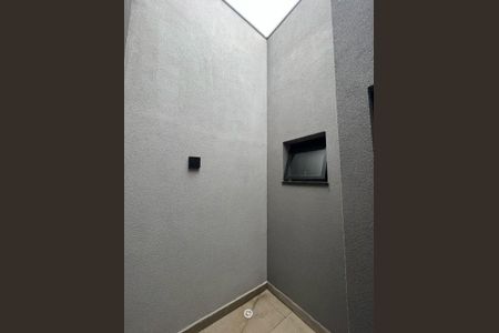 Casa à venda com 3 quartos, 240m² em Jardim Textil, São Paulo
