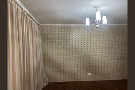 Casa à venda com 2 quartos, 180m² em Vila Carrão, São Paulo