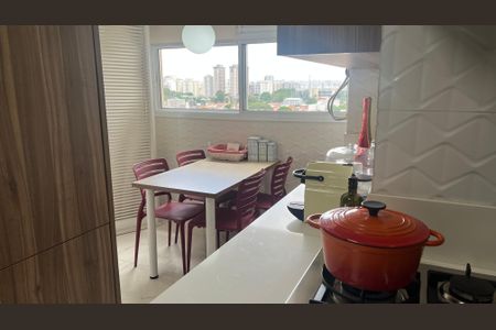 Apartamento à venda com 109m², 3 quartos e 2 vagasCozinha