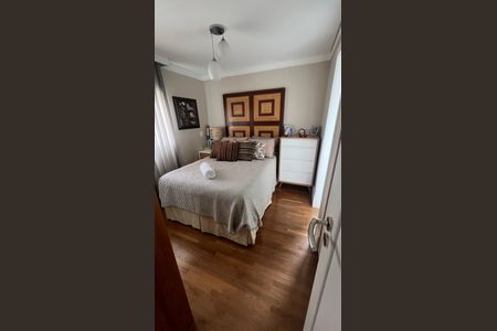 Apartamento à venda com 109m², 3 quartos e 2 vagasSuíte 2