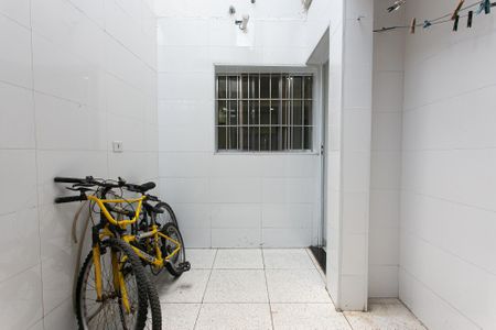 Casa à venda com 90m², 2 quartos e 1 vagaQuintal