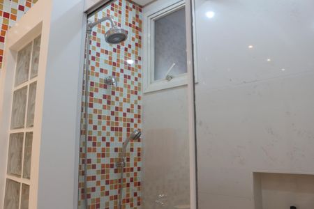 Apartamento à venda com 400m², 3 quartos e 4 vagasBanheiro da Suíte 2