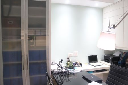 Apartamento à venda com 400m², 3 quartos e 4 vagasEscritório