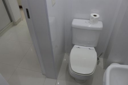 Apartamento à venda com 400m², 3 quartos e 4 vagasBanheiro 1