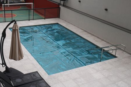 Apartamento à venda com 400m², 3 quartos e 4 vagasÁrea comum - Piscina