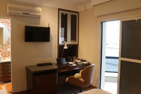 Apartamento à venda com 400m², 3 quartos e 4 vagasSuíte 2