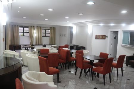 Apartamento à venda com 400m², 3 quartos e 4 vagasÁrea comum - Salão de festas