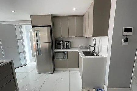 Casa à venda com 3 quartos, 170m² em Vila Prudente, São Paulo