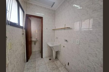 Apartamento para alugar com 117m², 3 quartos e 2 vagas Apartamento para alugar com 117m², 3 quartos e 2 vagasÁrea de serviço