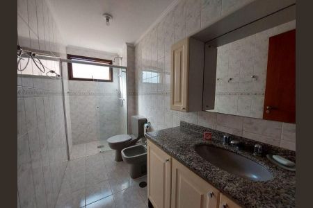 Apartamento para alugar com 117m², 3 quartos e 2 vagas Apartamento para alugar com 117m², 3 quartos e 2 vagasBanheiro