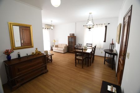 Apartamento para alugar com 117m², 3 quartos e 2 vagasSala