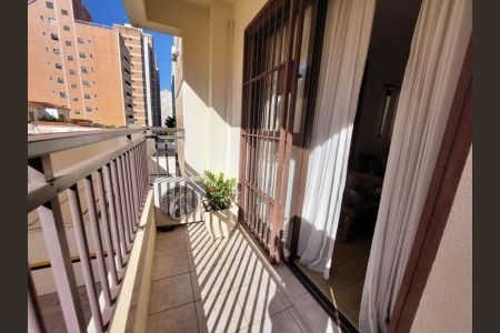 Apartamento para alugar com 117m², 3 quartos e 2 vagas Apartamento para alugar com 117m², 3 quartos e 2 vagasVaranda