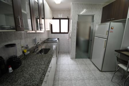 Apartamento para alugar com 117m², 3 quartos e 2 vagasCozinha