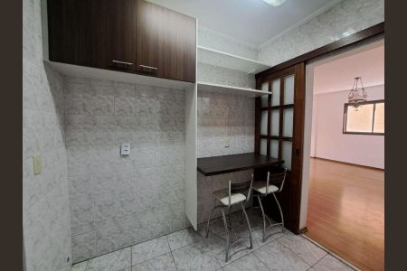 Apartamento para alugar com 117m², 3 quartos e 2 vagas Apartamento para alugar com 117m², 3 quartos e 2 vagasCozinha