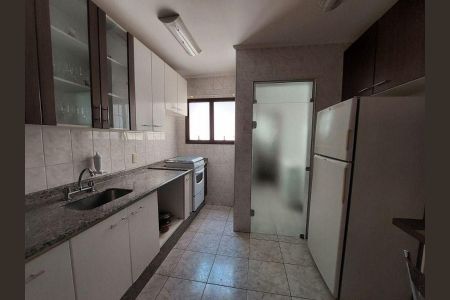 Apartamento para alugar com 117m², 3 quartos e 2 vagas Apartamento para alugar com 117m², 3 quartos e 2 vagasCozinha