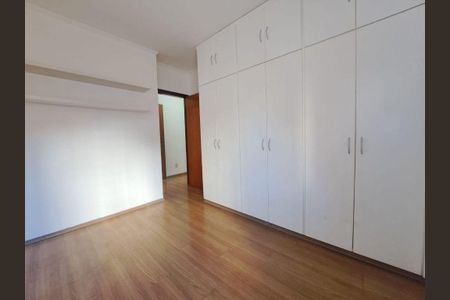 Apartamento para alugar com 117m², 3 quartos e 2 vagas Apartamento para alugar com 117m², 3 quartos e 2 vagasQuarto