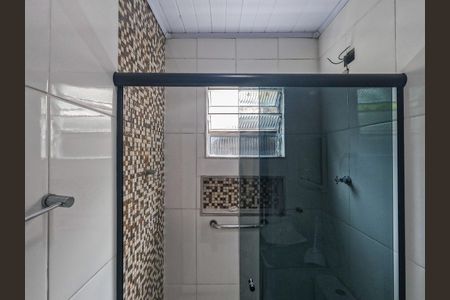 Casa para alugar com 78m², 2 quartos e 1 vaga Casa para alugar com 78m², 2 quartos e 1 vagaBanheiro Social