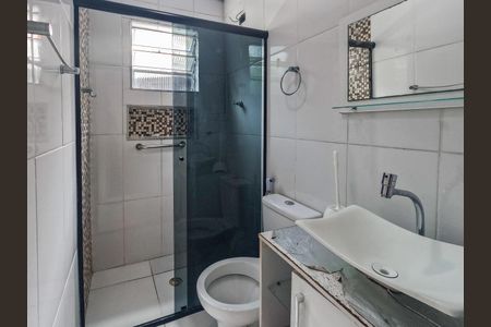 Casa para alugar com 78m², 2 quartos e 1 vaga Casa para alugar com 78m², 2 quartos e 1 vagaBanheiro Social