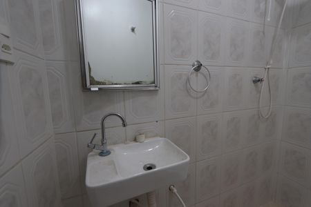 Casa para alugar com 140m², 2 quartos e 2 vagasBanheiro 2