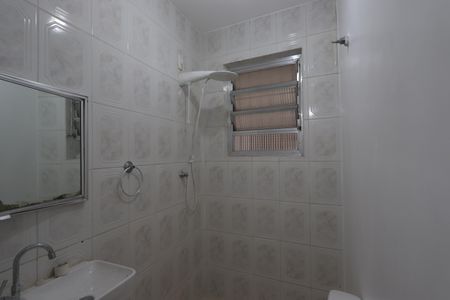 Casa para alugar com 140m², 2 quartos e 2 vagasBanheiro 2