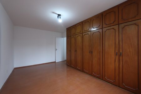 Casa para alugar com 140m², 2 quartos e 2 vagasQuarto 2