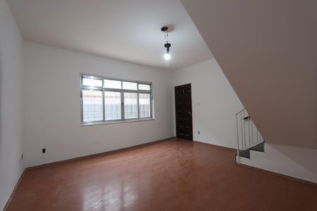 Sala de casa para alugar com 2 quartos, 140m² em São Lucas, São Paulo