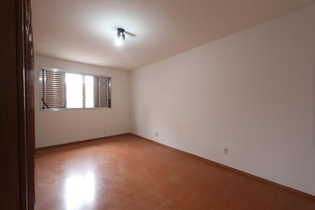 Casa para alugar com 140m², 2 quartos e 2 vagasQuarto 2
