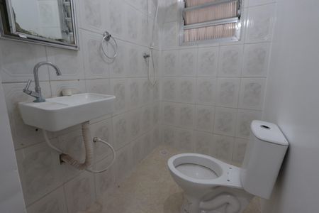Casa para alugar com 140m², 2 quartos e 2 vagasBanheiro 2