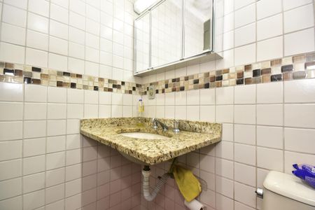 Apartamento à venda com 69m², 2 quartos e 1 vagaBanheiro da Suíte