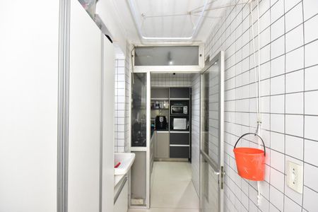 Apartamento à venda com 69m², 2 quartos e 1 vagaÁrea de Serviço