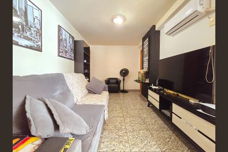 Apartamento à venda com 2 quartos, 75m² em Icaraí, Niterói