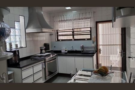 Casa à venda com 3 quartos, 200m² em Brooklin, São Paulo