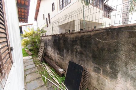 Casa para alugar com 290m², 4 quartos e 2 vagas Casa para alugar com 290m², 4 quartos e 2 vagasVista da Suíte 3