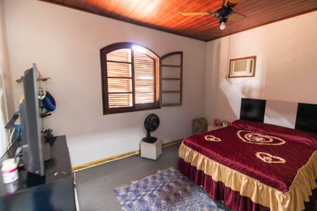 Casa para alugar com 290m², 4 quartos e 2 vagas Casa para alugar com 290m², 4 quartos e 2 vagasSuíte 1