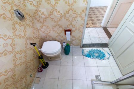 Casa à venda com 190m², 3 quartos e 2 vagasBanheiro