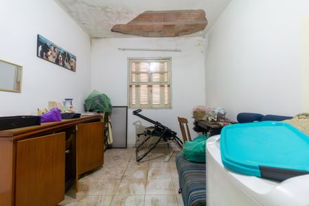 Casa à venda com 190m², 3 quartos e 2 vagasEdicula: Quarto