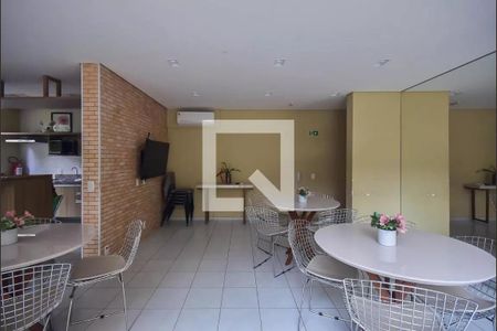 Apartamento à venda com 44m², 2 quartos e 1 vaga Apartamento à venda com 44m², 2 quartos e 1 vagaÁrea comum - Salão de festas
