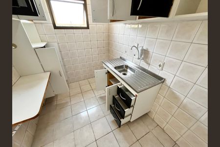 Apartamento à venda com 56m², 2 quartos e 1 vaga Apartamento à venda com 56m², 2 quartos e 1 vagaCozinha