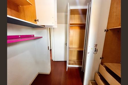 Apartamento à venda com 56m², 2 quartos e 1 vaga Apartamento à venda com 56m², 2 quartos e 1 vagaQuarto 2