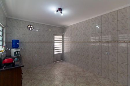 Casa para alugar com 250m², 4 quartos e 2 vagasCozinha