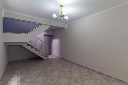 Casa para alugar com 250m², 4 quartos e 2 vagasSala