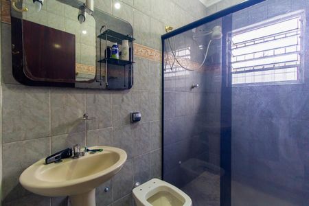 Banheiro da Suíte 1 de casa para alugar com 4 quartos, 250m² em Jardim Sapopemba, São Paulo