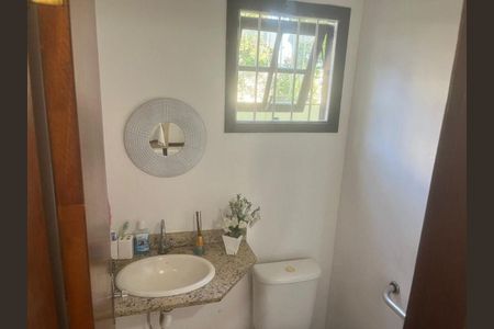 Casa à venda com 3 quartos, 270m² em Piratininga, Niterói