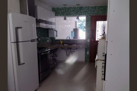 Casa à venda com 3 quartos, 231m² em Cafubá, Niterói