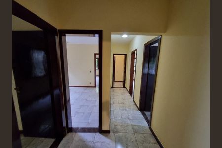 Casa à venda com 3 quartos, 131m² em Itaipu, Niterói