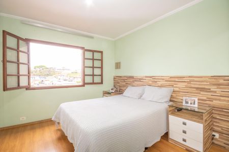 Casa à venda com 125m², 3 quartos e 2 vagas Casa à venda com 125m², 3 quartos e 2 vagasSuíte