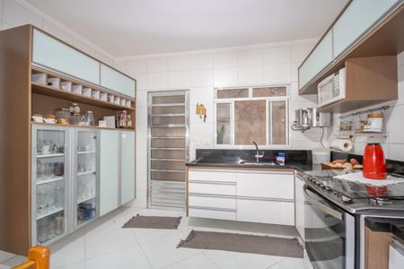 Casa à venda com 125m², 3 quartos e 2 vagas Casa à venda com 125m², 3 quartos e 2 vagasCozinha