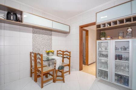 Casa à venda com 125m², 3 quartos e 2 vagas Casa à venda com 125m², 3 quartos e 2 vagasCozinha